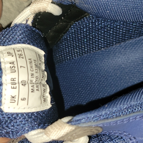 SOLD!! Balenciaga Triple S Navy & Gray - Picture 5 of 8